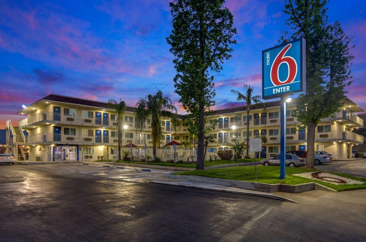 Motel 6-San Bernardino, Ca - North Serrano Village Kültér fotó